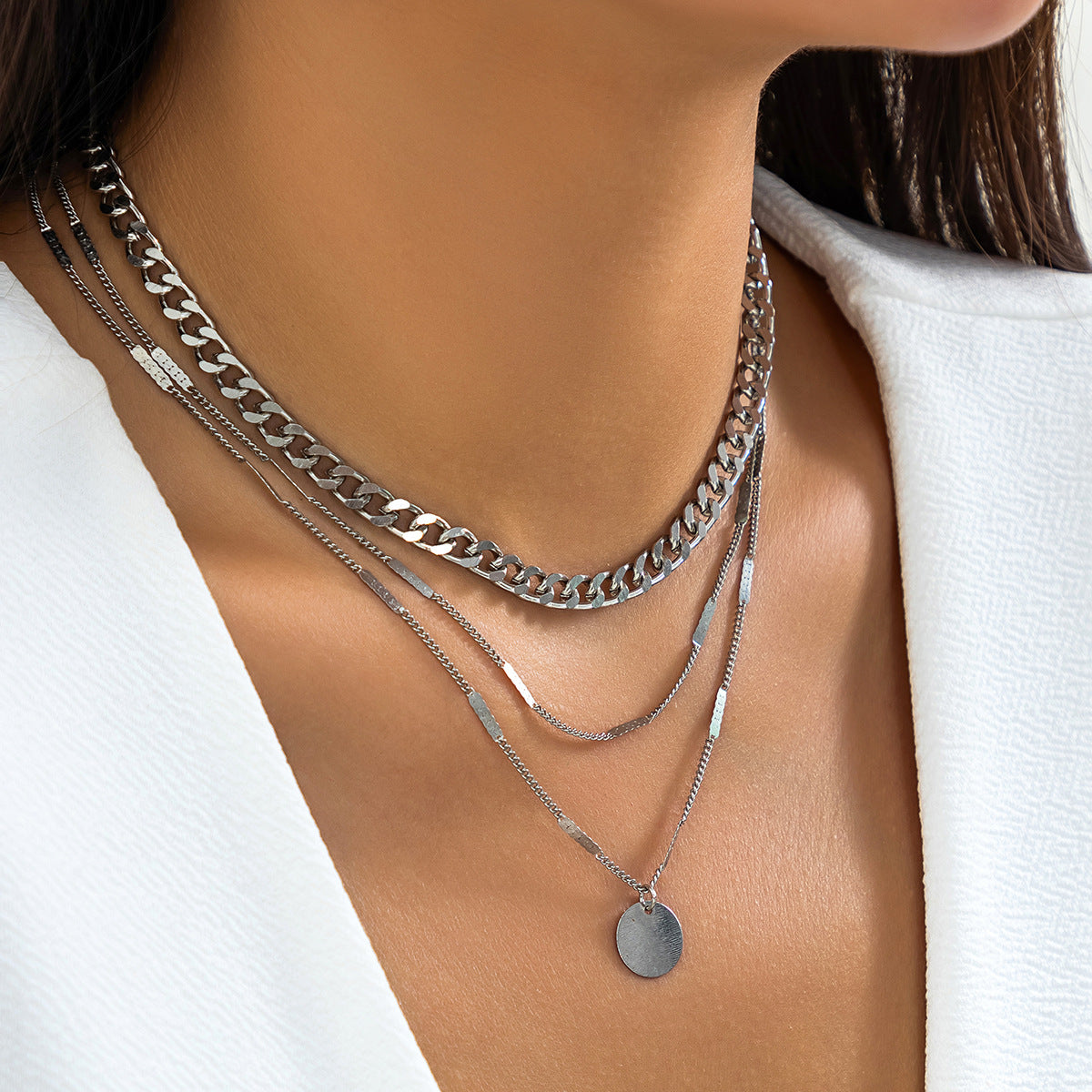 Minimalist Multi-Layer Curb Chain Necklace with Geometric Round Alloy Pendant for Women
