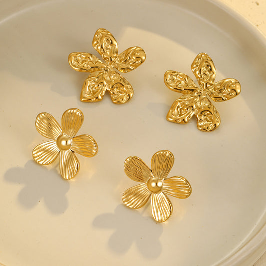 Vintage Floral Five-Petal Flower Earrings in Stainless Steel with 18K Gold Plating for Women