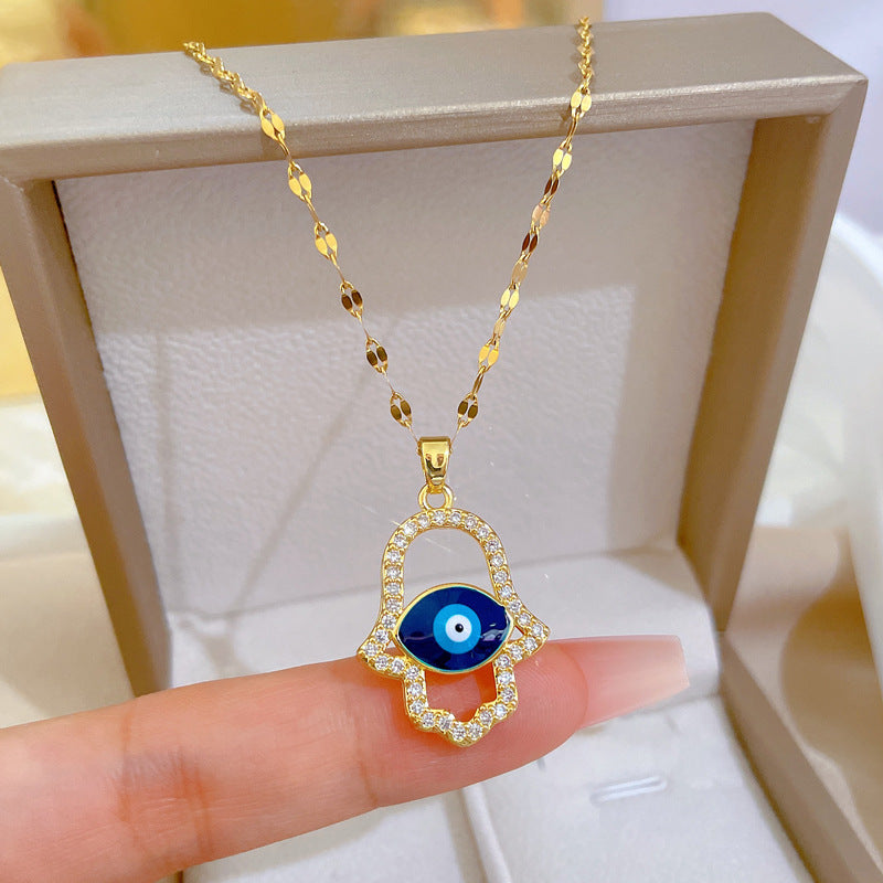 Geometric Luxury Titanium Steel Clavicle Chain for Women with Plated Copper Pendant