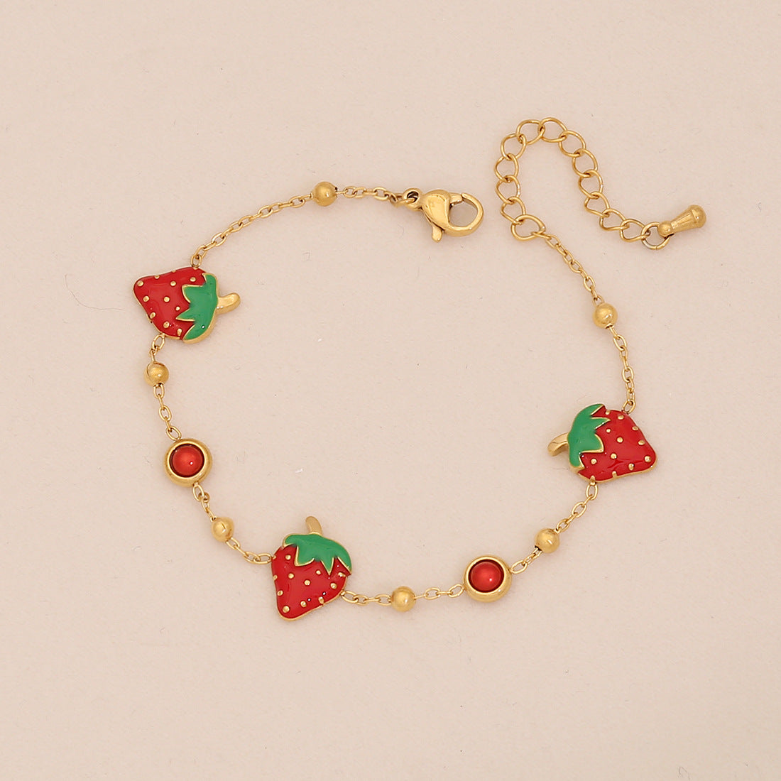 Graziosa collana con ciondolo a fragola da donna in acciaio inossidabile con finitura placcata, stile catena clavicola