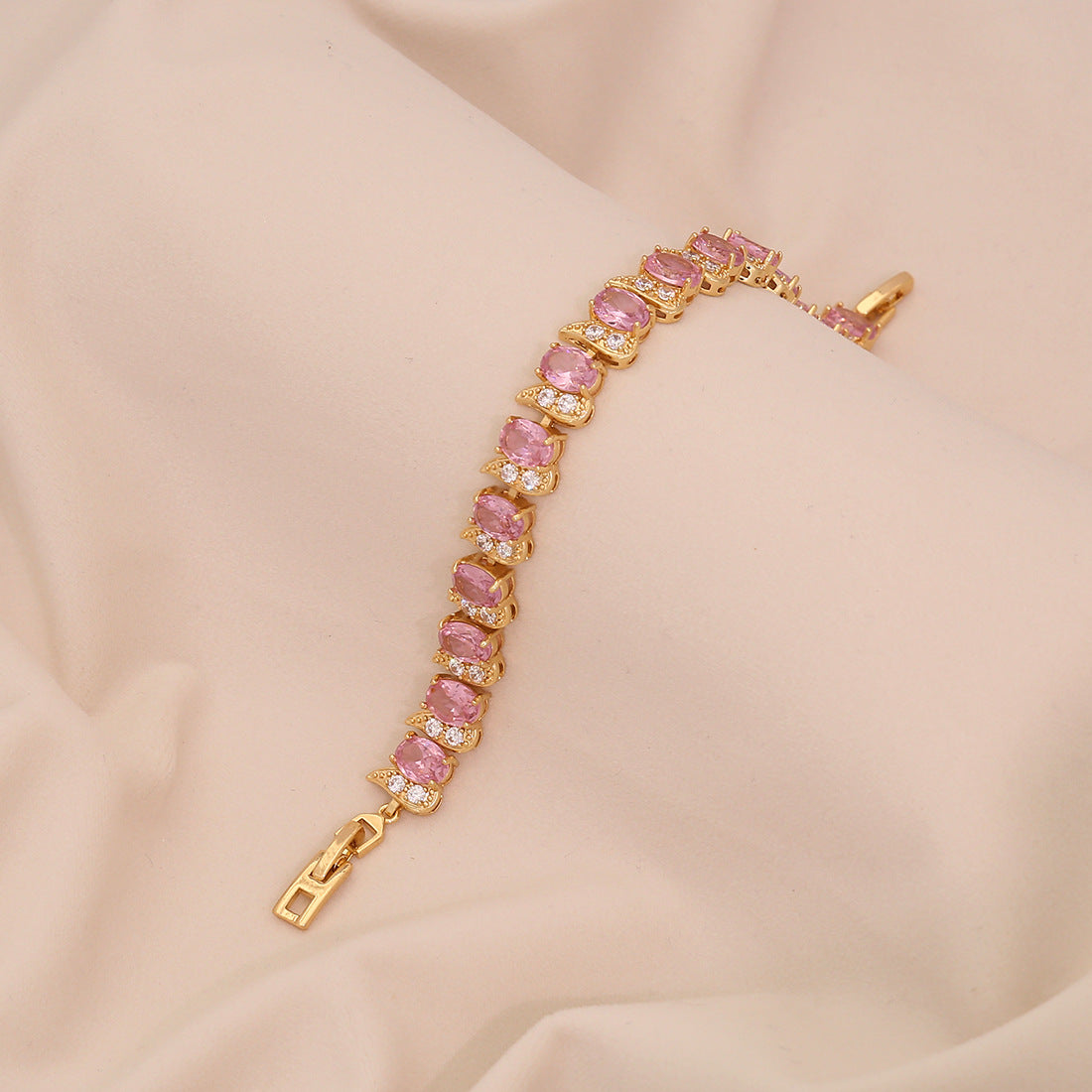 Bracciale da donna alla moda con zirconi cubici a forma di cuore e pavé piccolo, stile OL