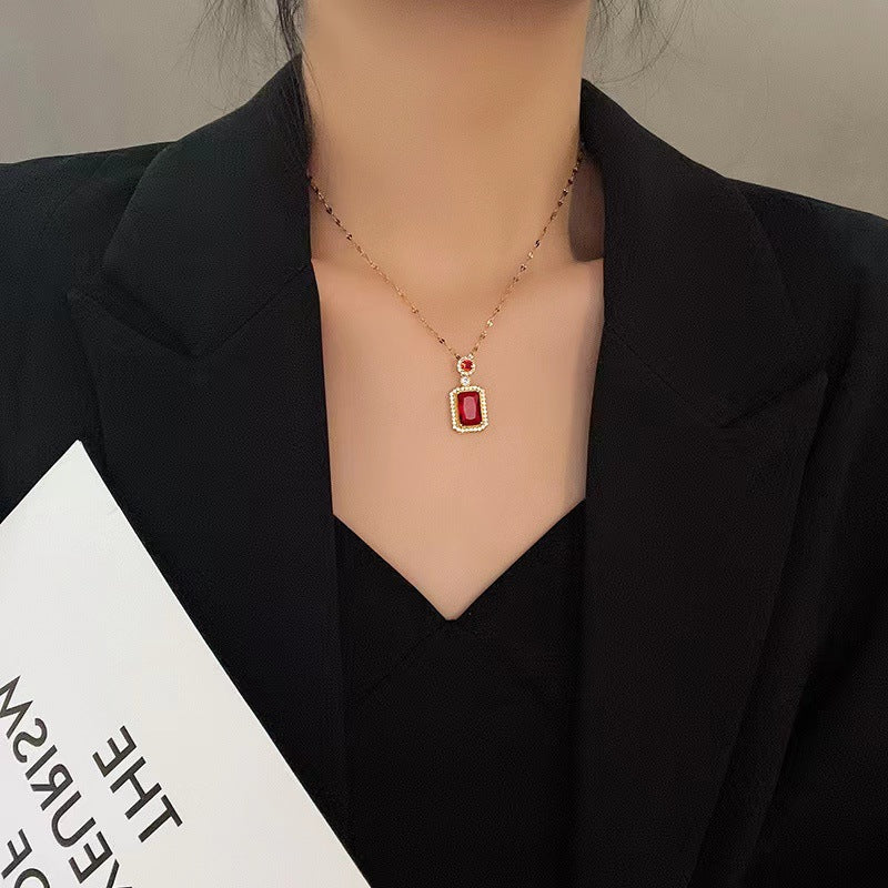 Minimalist Geometric Emerald Zircon Pendant Necklace Set for Women in Titanium Steel with Vacuum Plating