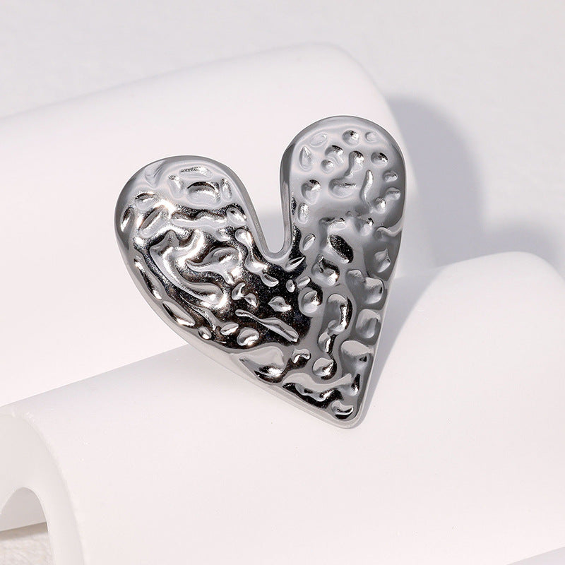 Vintage Style Heart-Shaped Stainless Steel Ring for Women with Plated Finish
