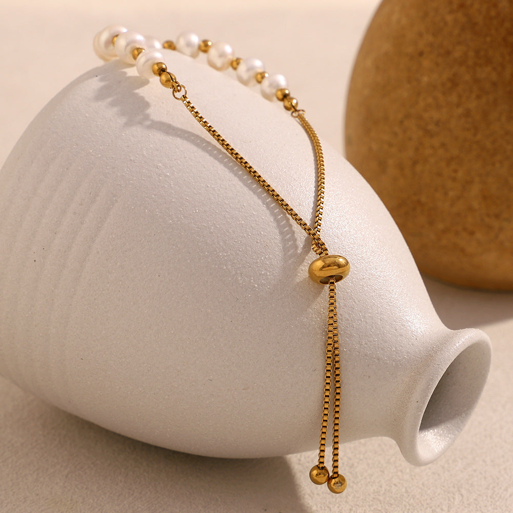 Bracciale regolabile da donna in acciaio inossidabile placcato oro 18 carati con perle e conchiglie, stile vintage geometrico