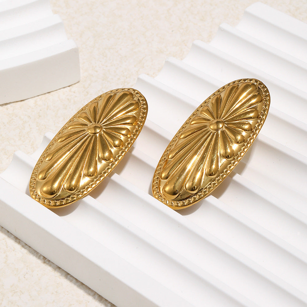 Minimalist Geometric Shield-Shaped Stainless Steel Earrings with 18K Gold Plating and Floral Radiance Detail