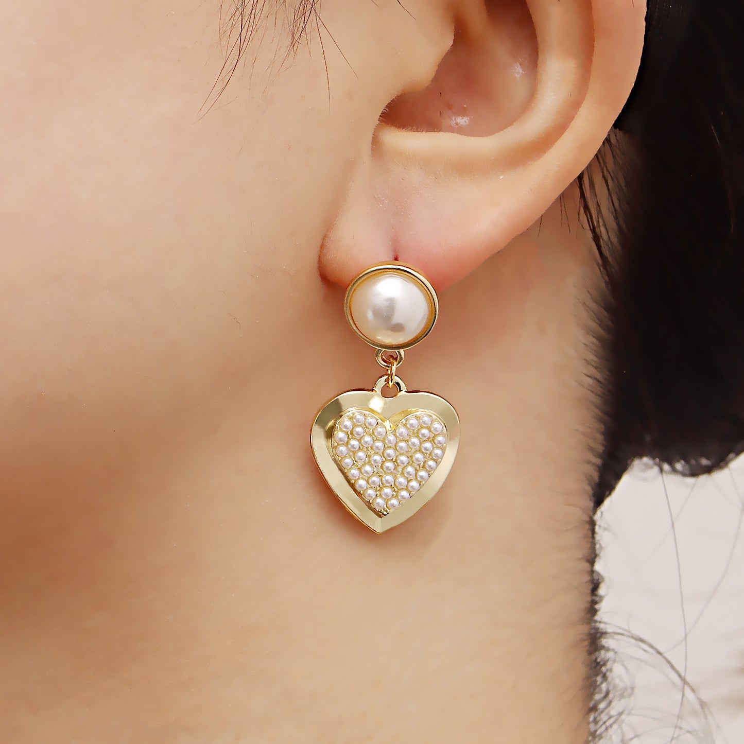 Minimalist Heart-Shaped Alloy Pendant Earrings with Gold Plating for Women