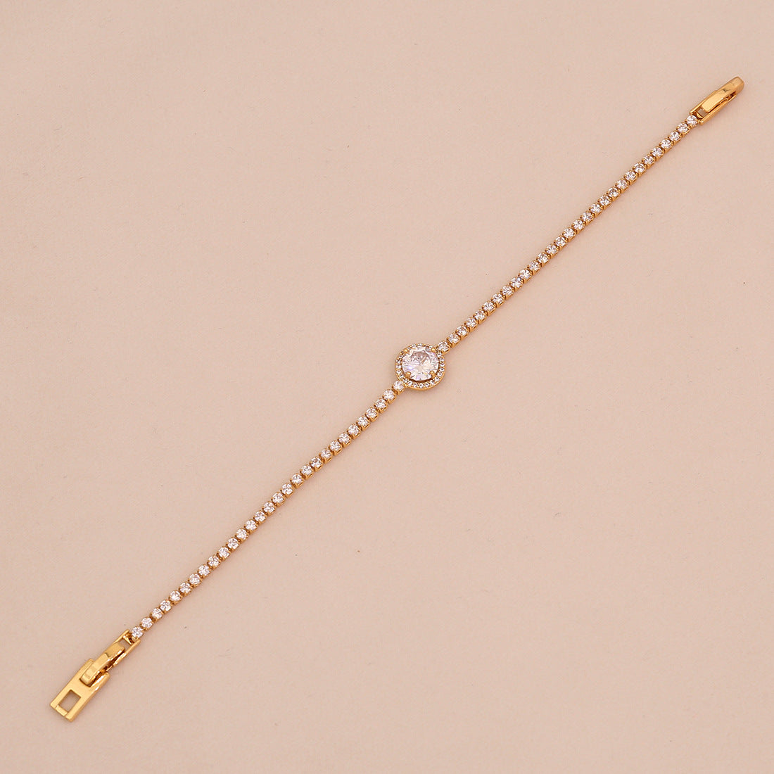 Bracciale da donna placcato oro 18K con zirconi, design alla moda a cuore e floreale