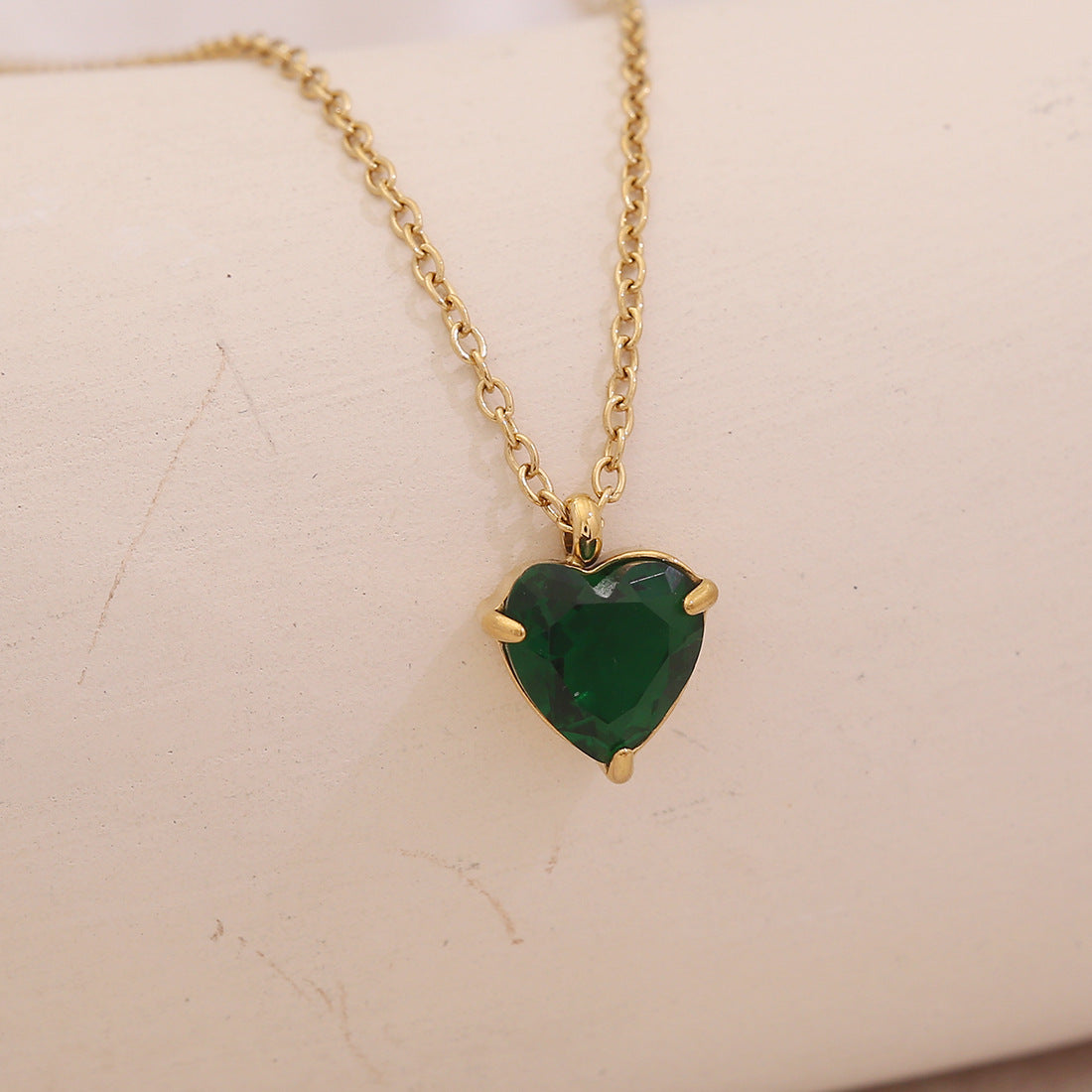 Collana con ciondolo a forma di cuore in acciaio inossidabile da donna, stile OL alla moda