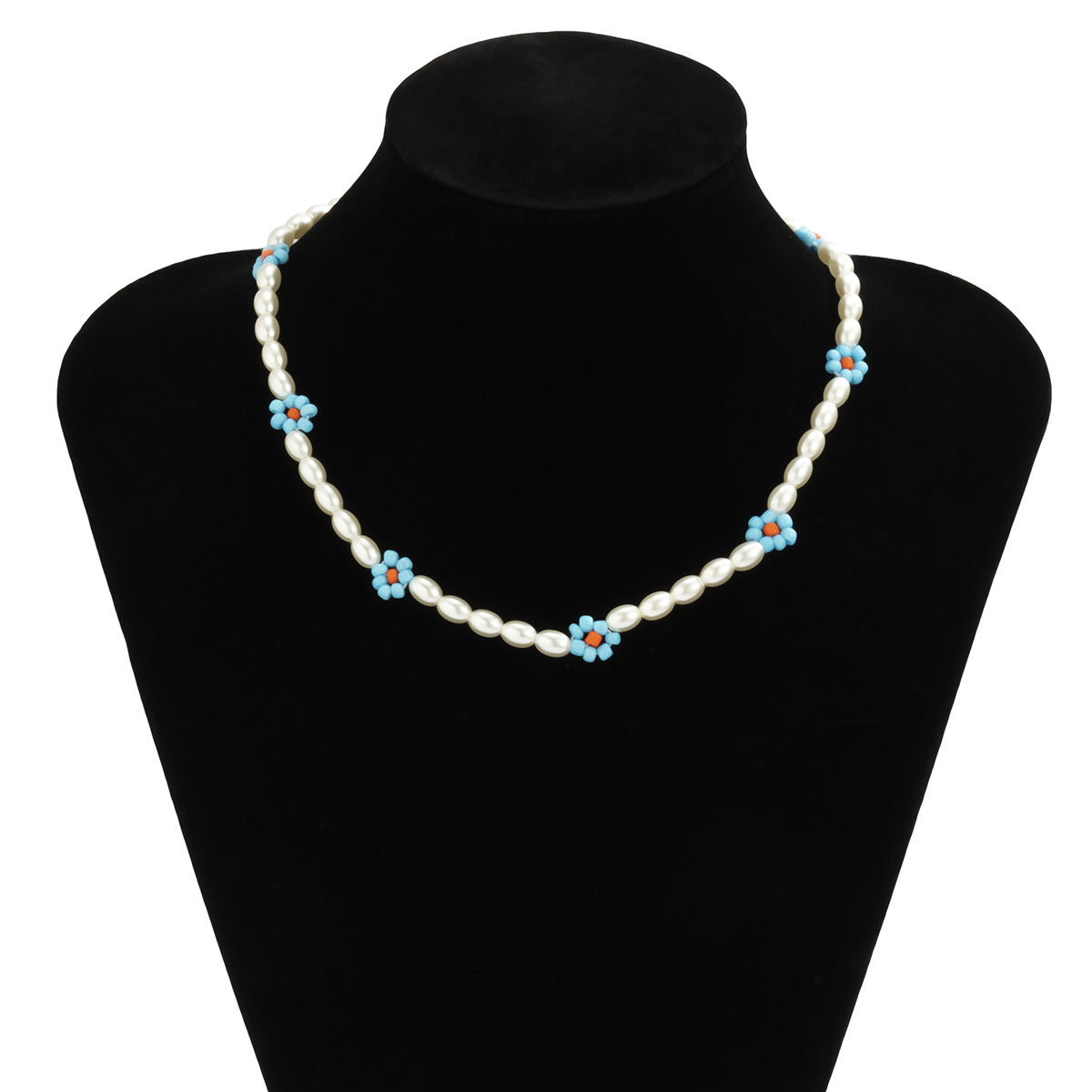 Collar con colgante Margarita bohemia con cuentas de resina hechas a mano y borlas para mujer