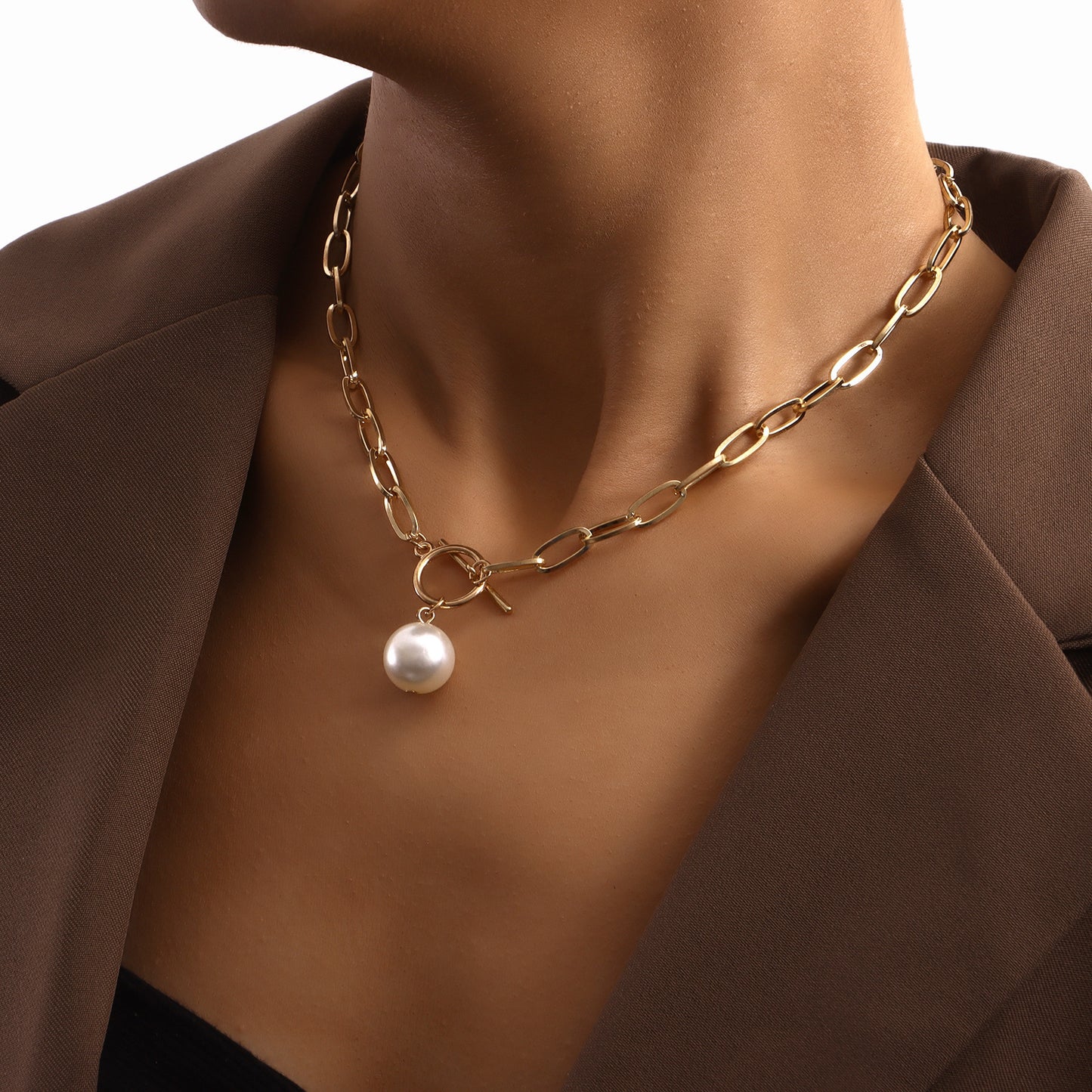 Minimalist Punk Style Geometric Paperclip Bamboo Link Necklace with Large Pearl Pendant for Women