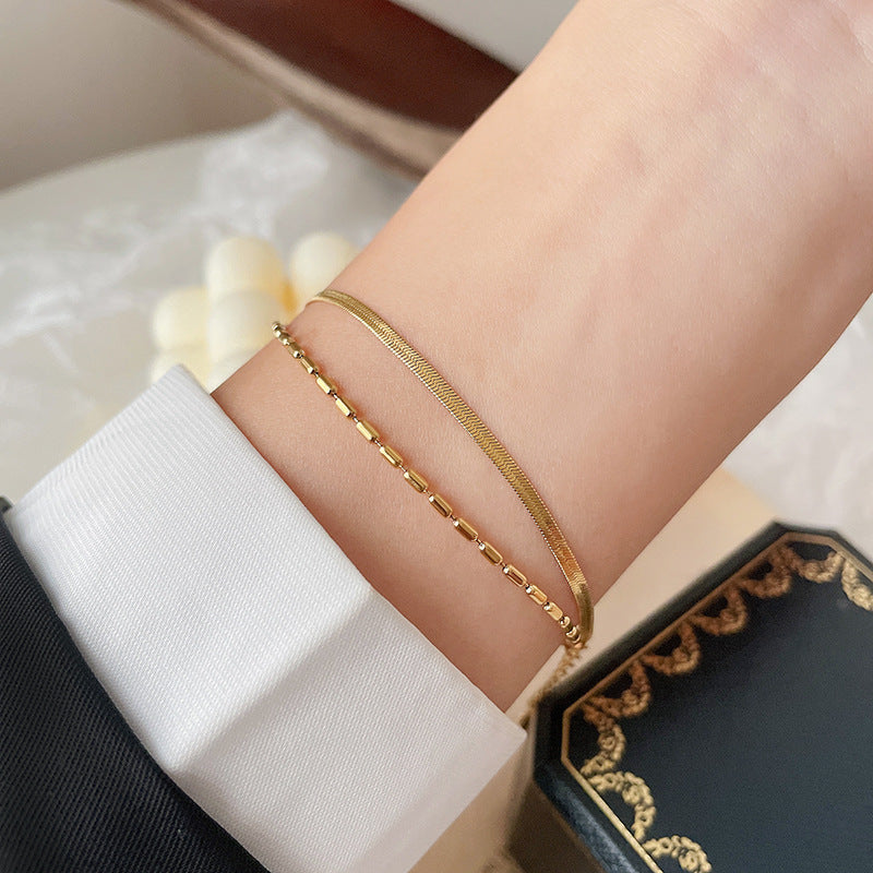 Bracciale a catena a serpente geometrico minimalista in acciaio al titanio per donna con finitura galvanizzata