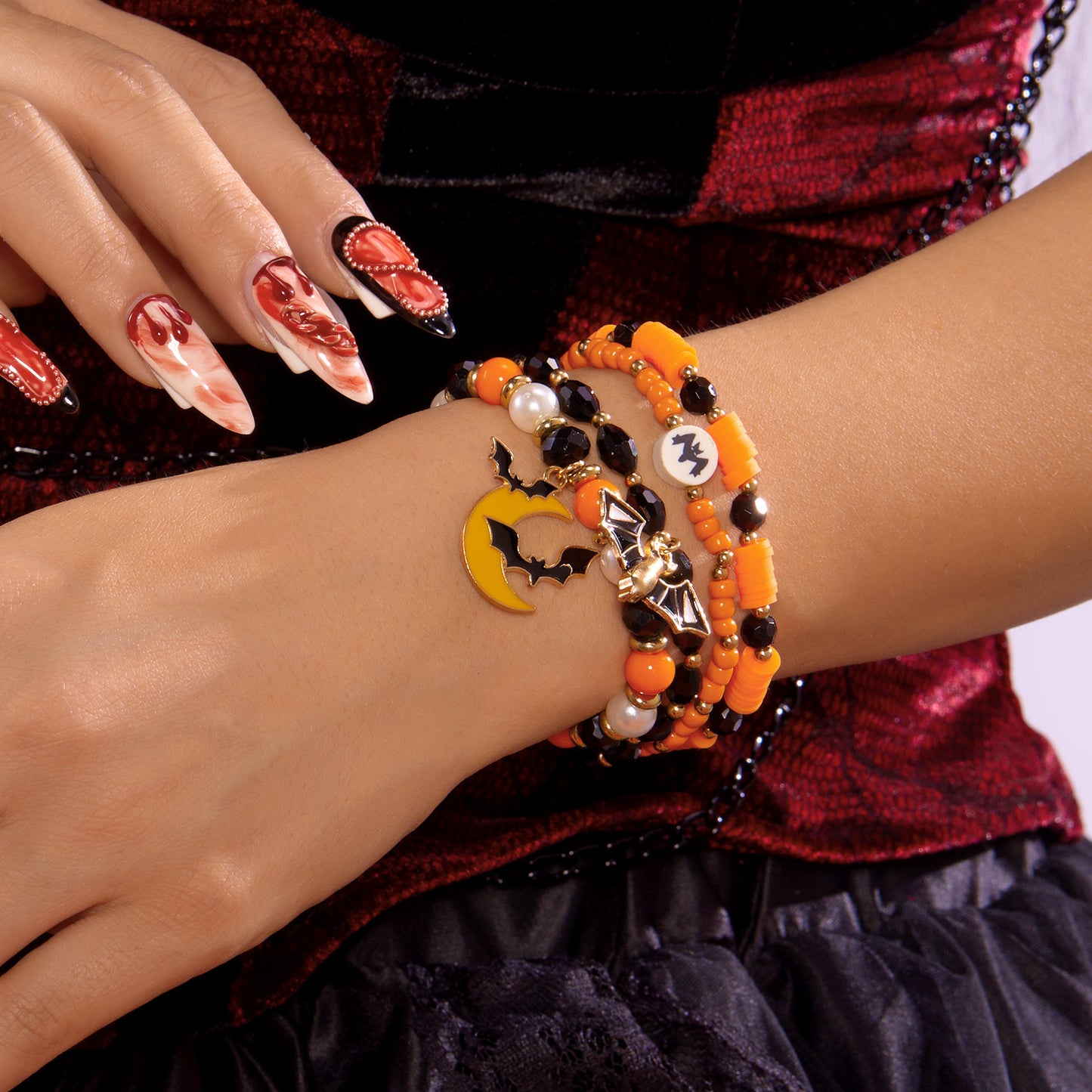 Juego de pulseras de murciélago fantasma de Halloween dulce-atrevido con abalorios de cristal de aleación para un accesorio de moda apilable