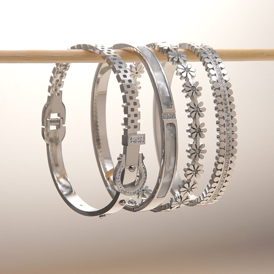 Elegant Business Round Geometric Polished Stainless Steel Bracelet