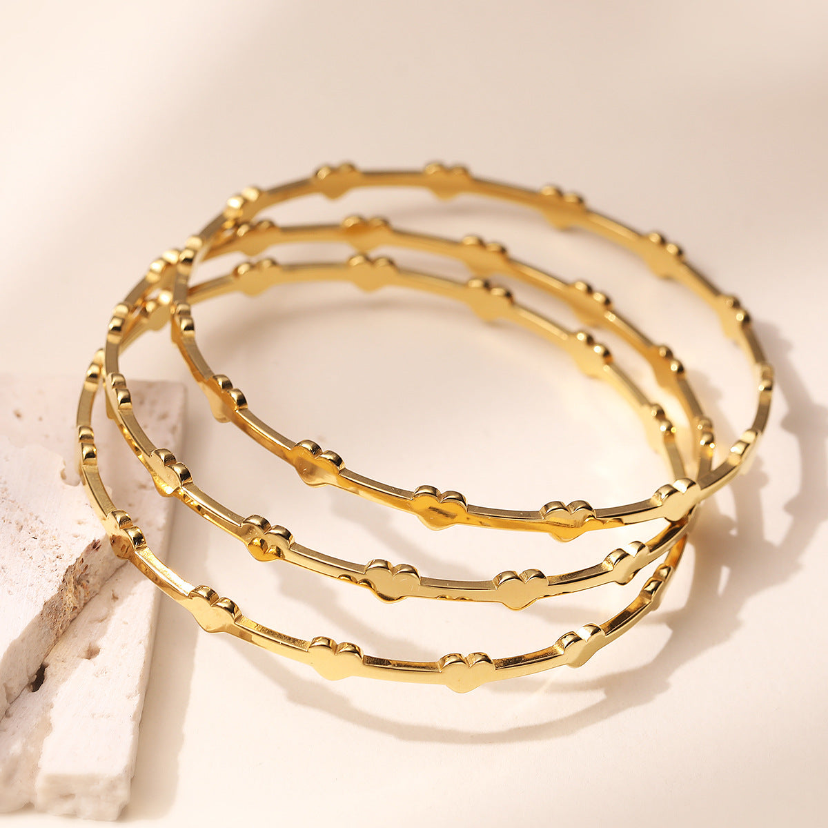 Minimalist 18K Gold Plated Heart Stainless Steel Bracelet for Women