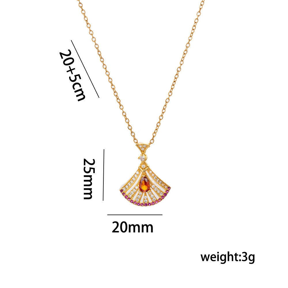 Collana di Lusso a Ventaglio Placcata Oro 18K con Zirconi per Donna con Catena in Acciaio al Titanio