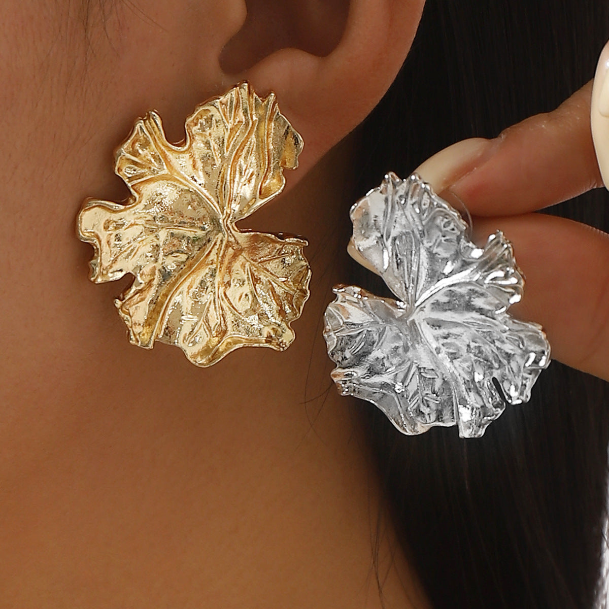 Pendientes de Aleación Florales estilo Ins para Mujer con Diseño de Pétalos Geométricos y Acabado Chapado
