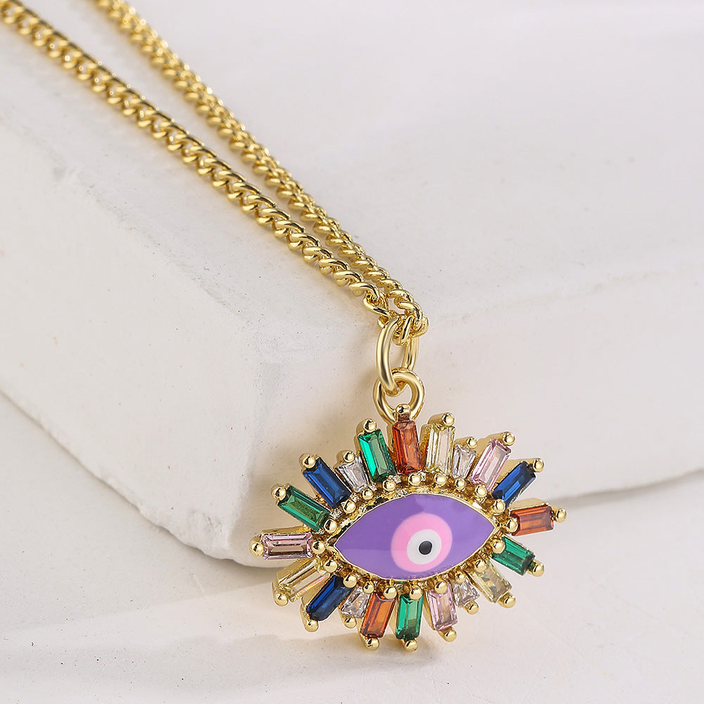 Collana con pendente a occhio di Allah geometrico minimalista da donna, base in rame placcata oro 18K e dettagli in smalto colorato