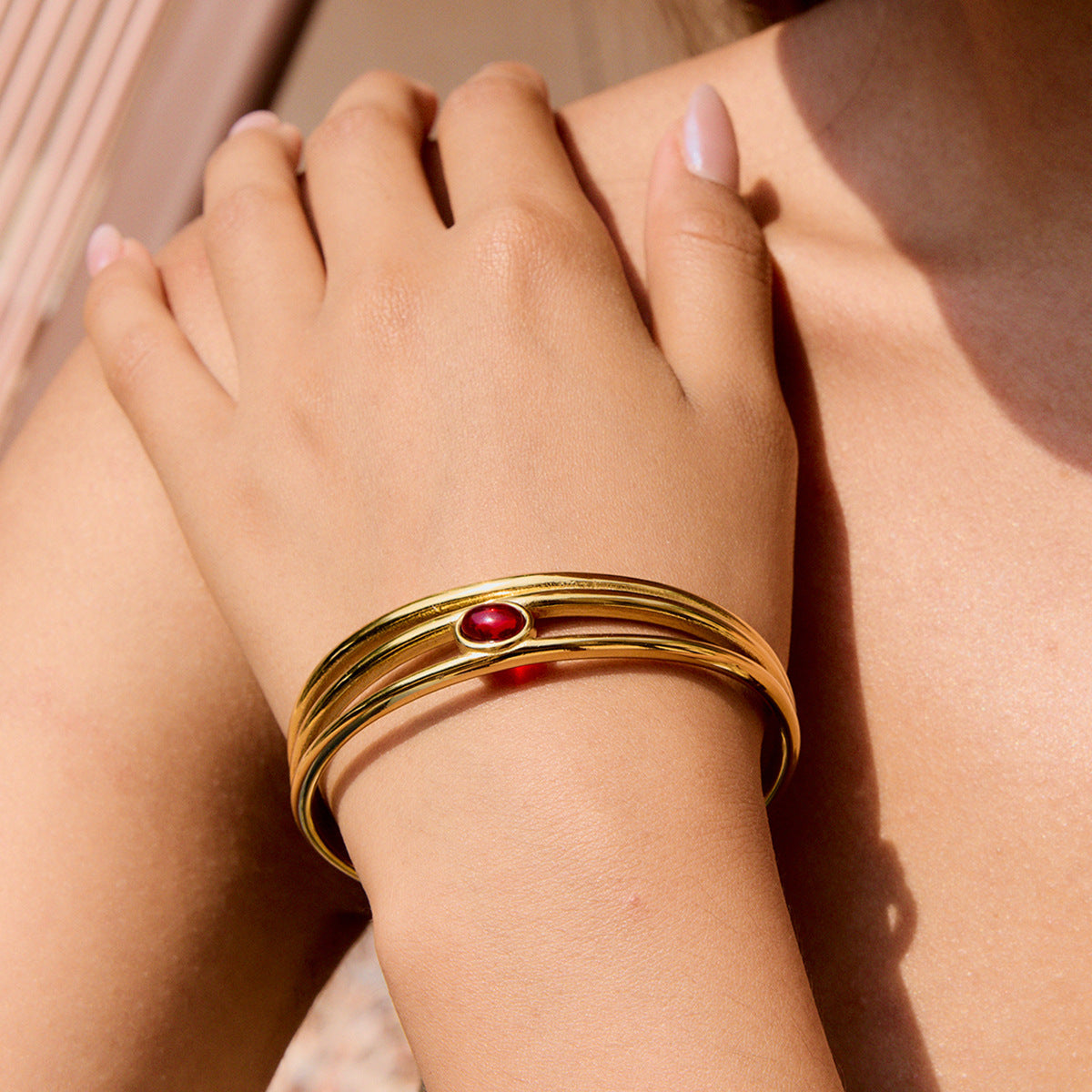 Bracciale minimalista in pietra naturale da donna, gioielli leggeri di lusso in acciaio inossidabile galvanizzato