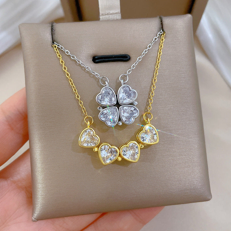 Collar con colgante de corazón y trébol de cuatro hojas estilo caricatura en acero de titanio con incrustaciones de pedrería para mujeres y hombres