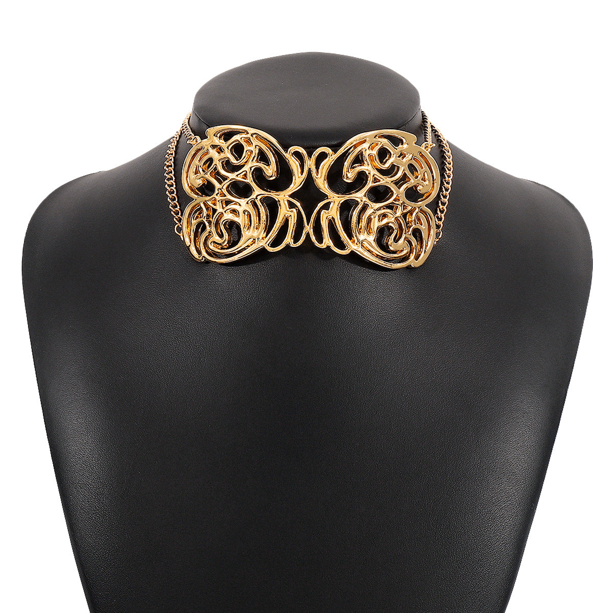 Collar con dije de letra dulce y atrevida para mujer con cadena de aleación de hierro galvanizado a la altura de la clavícula