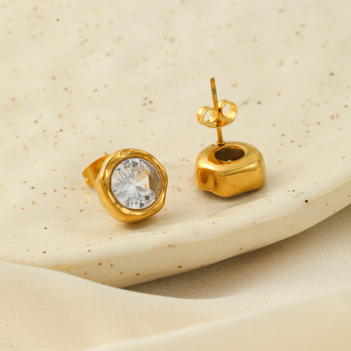 18K Gold Plated Stainless Steel Oval Stud Earrings with Rhinestone Inlay for Women
