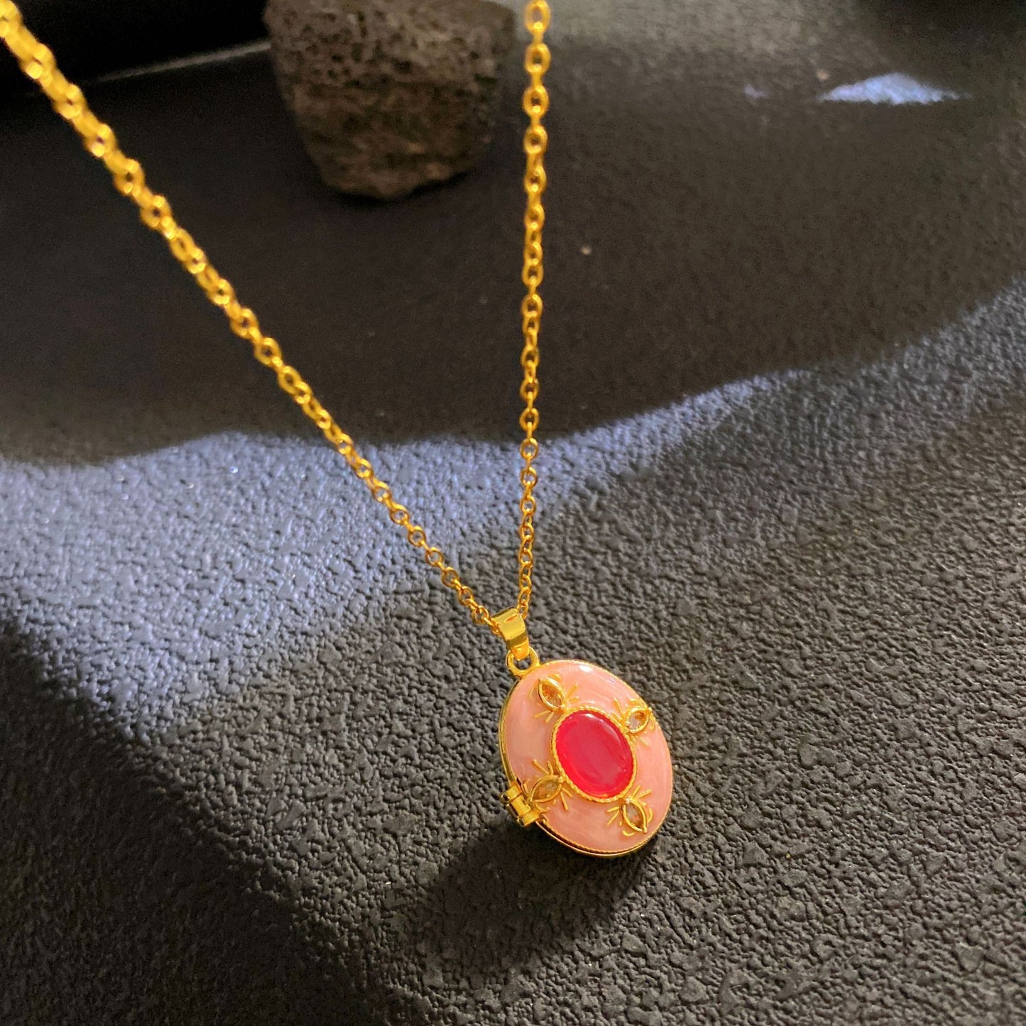 Vintage Elegant Geometric Leaf Teardrop Drip Oil Cubic Zirconia Necklace with 18K Gold Plated Brass Pendant on Titanium Steel Cable Chain for Women
