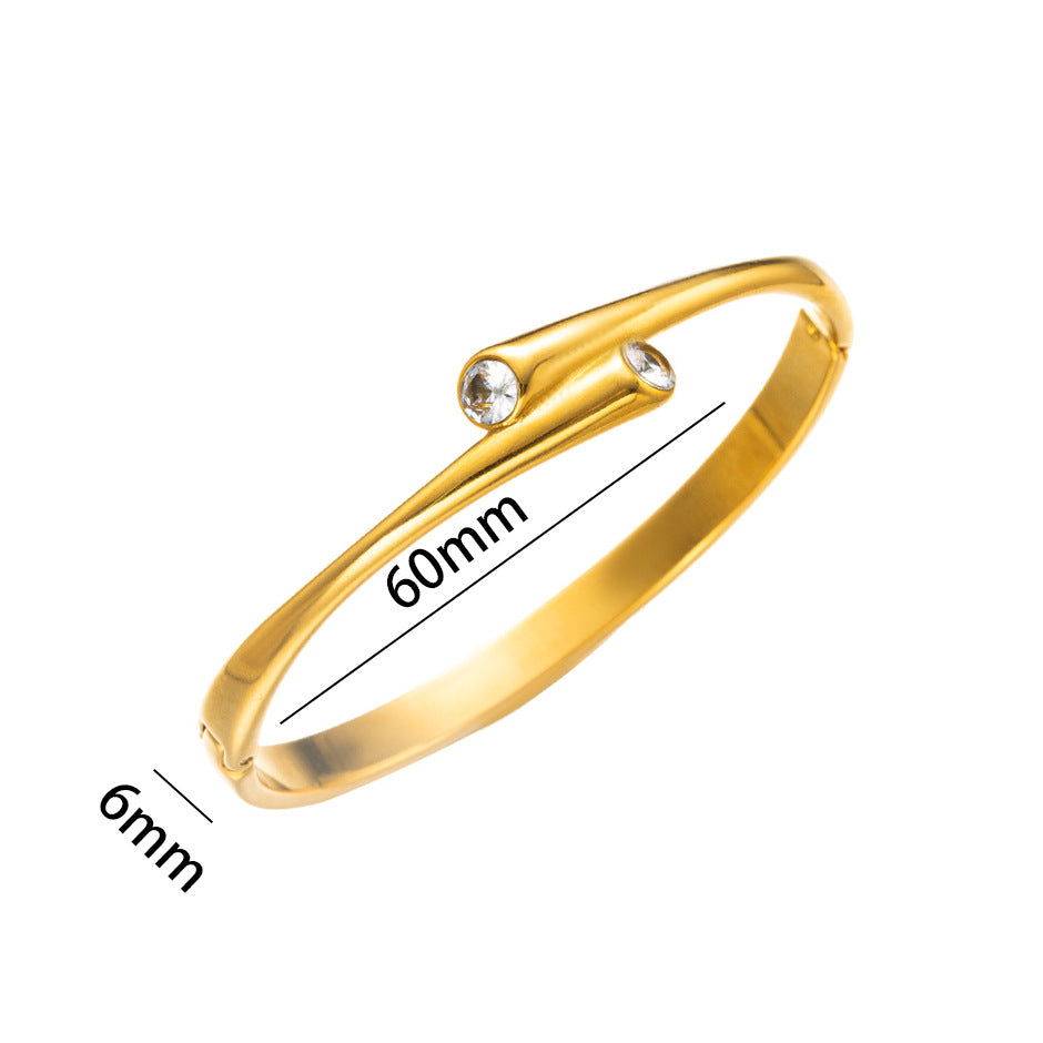 Bracciale Minimalista in Acciaio Inossidabile da Donna con Placcatura in Acciaio al Titanio e Intarsio di Strass a Forma Geometrica Ovale