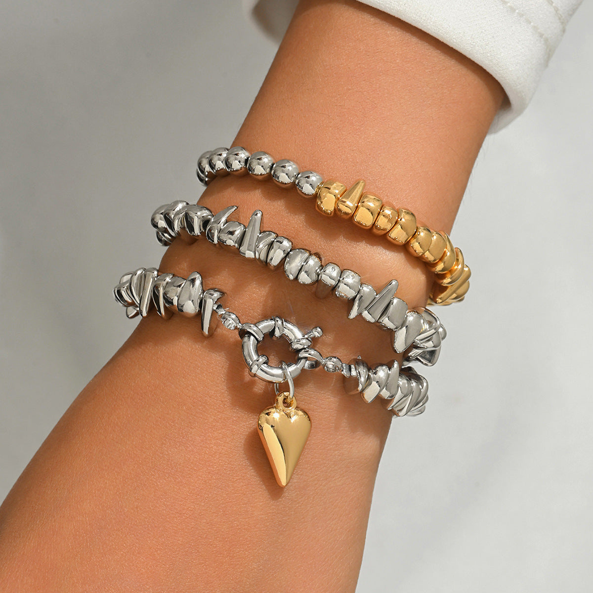 Geometric Heart Round Acrylic Bracelet Set for Women