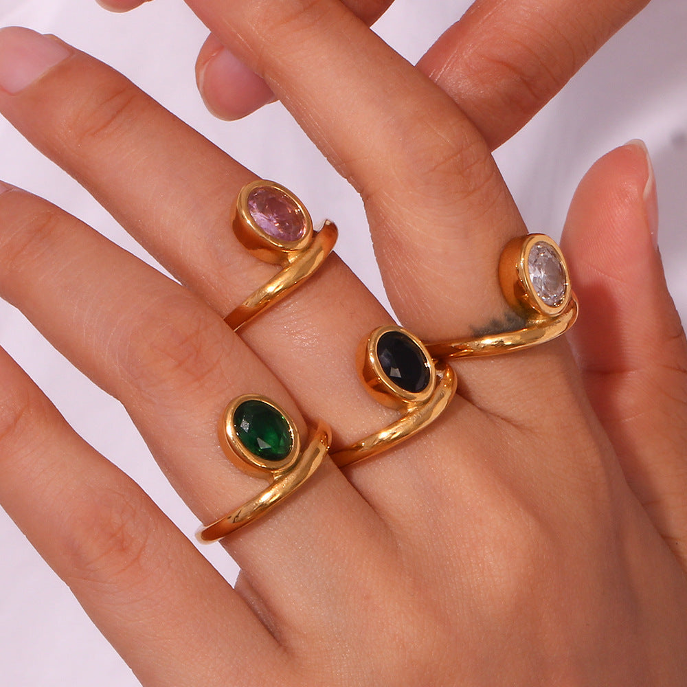 Anello Minimalista a Corona Ovale con Zirconi da Donna in Acciaio Inossidabile Placcato Oro 18K