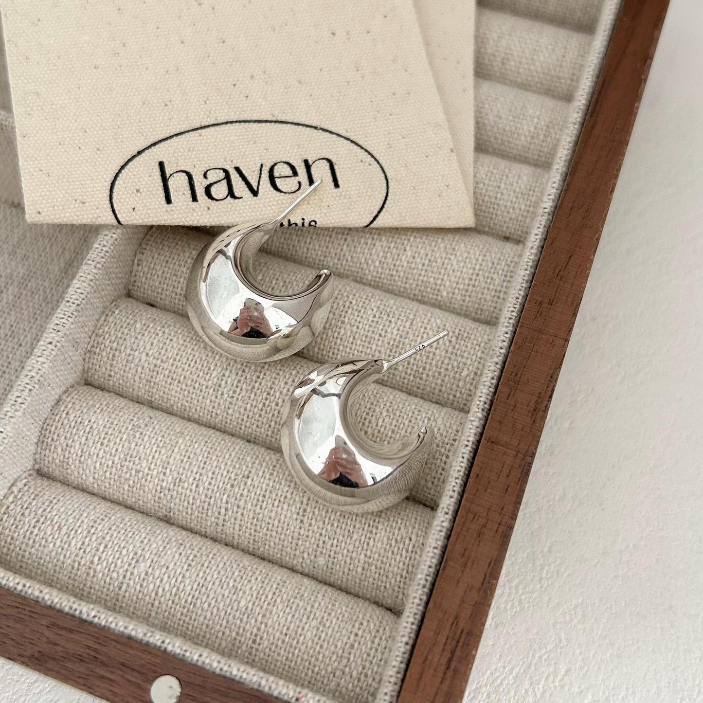 Minimalist Korean-Style 925 Sterling Silver Geometric Corner-Cut Letter Stud Earrings for Women