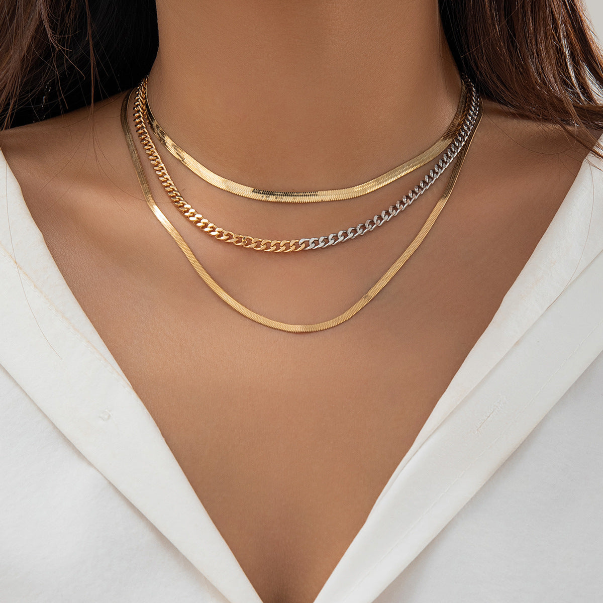 Collana Minimalista a Cuore in Rame con Intarsio di Strass e Catena Snake per Donna