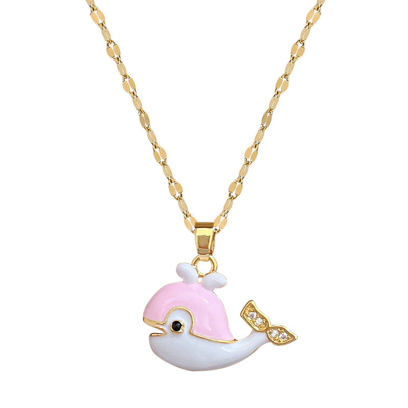 Collana con pendente a balena minimalista in acciaio al titanio con intarsio in strass, finitura smaltata, catena regolabile per donna e uomo