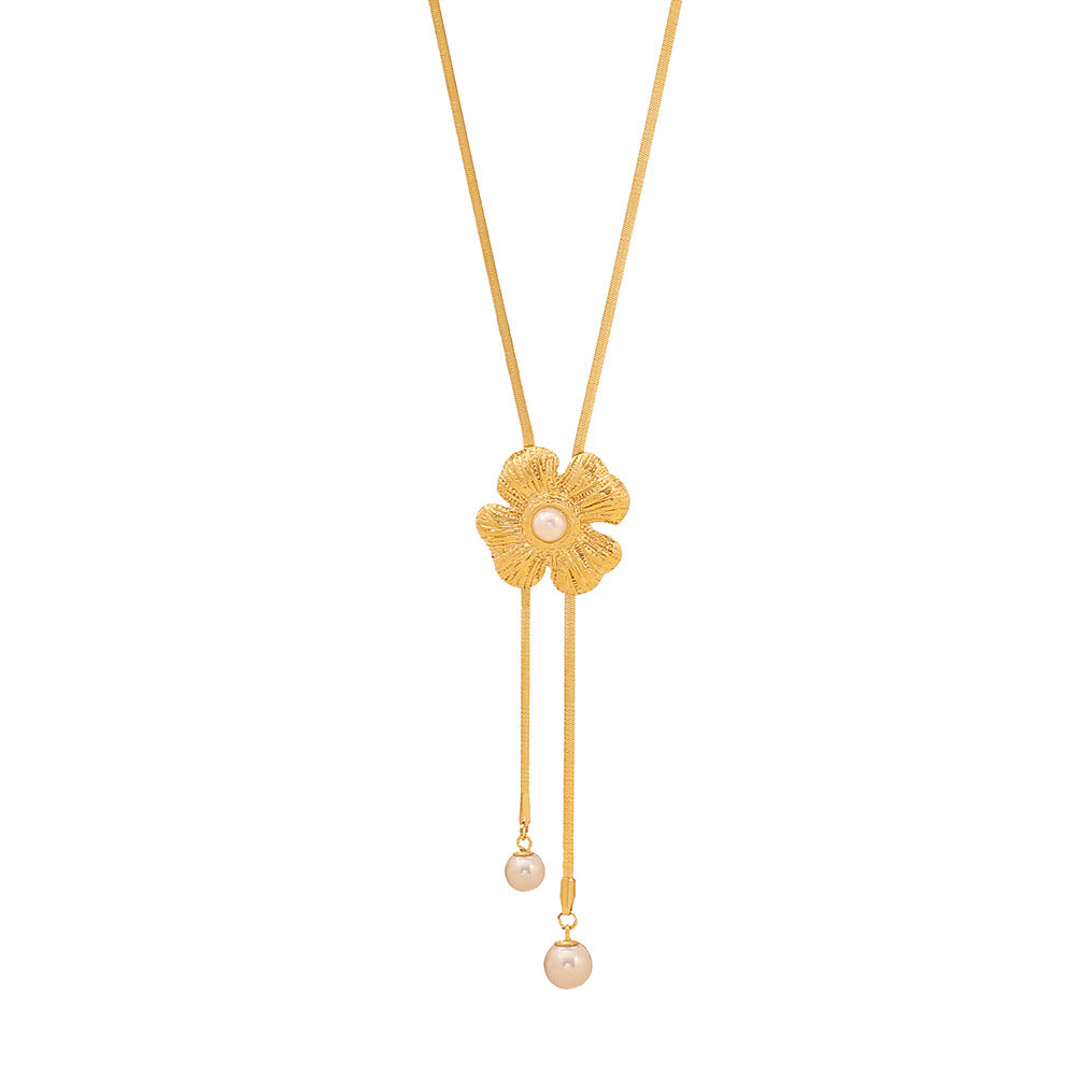 Collana pendente floreale alla moda in stile OL con fiocco a farfalla in acciaio inossidabile e dettaglio nappa su catena a serpente
