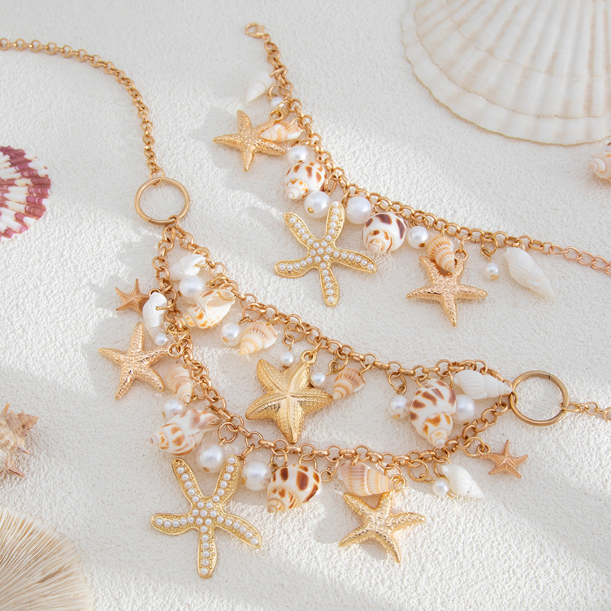 Collana con ciondolo a stella e conchiglia in stile vacanza con dettaglio nappa in lega con finitura placcata per donne e uomini
