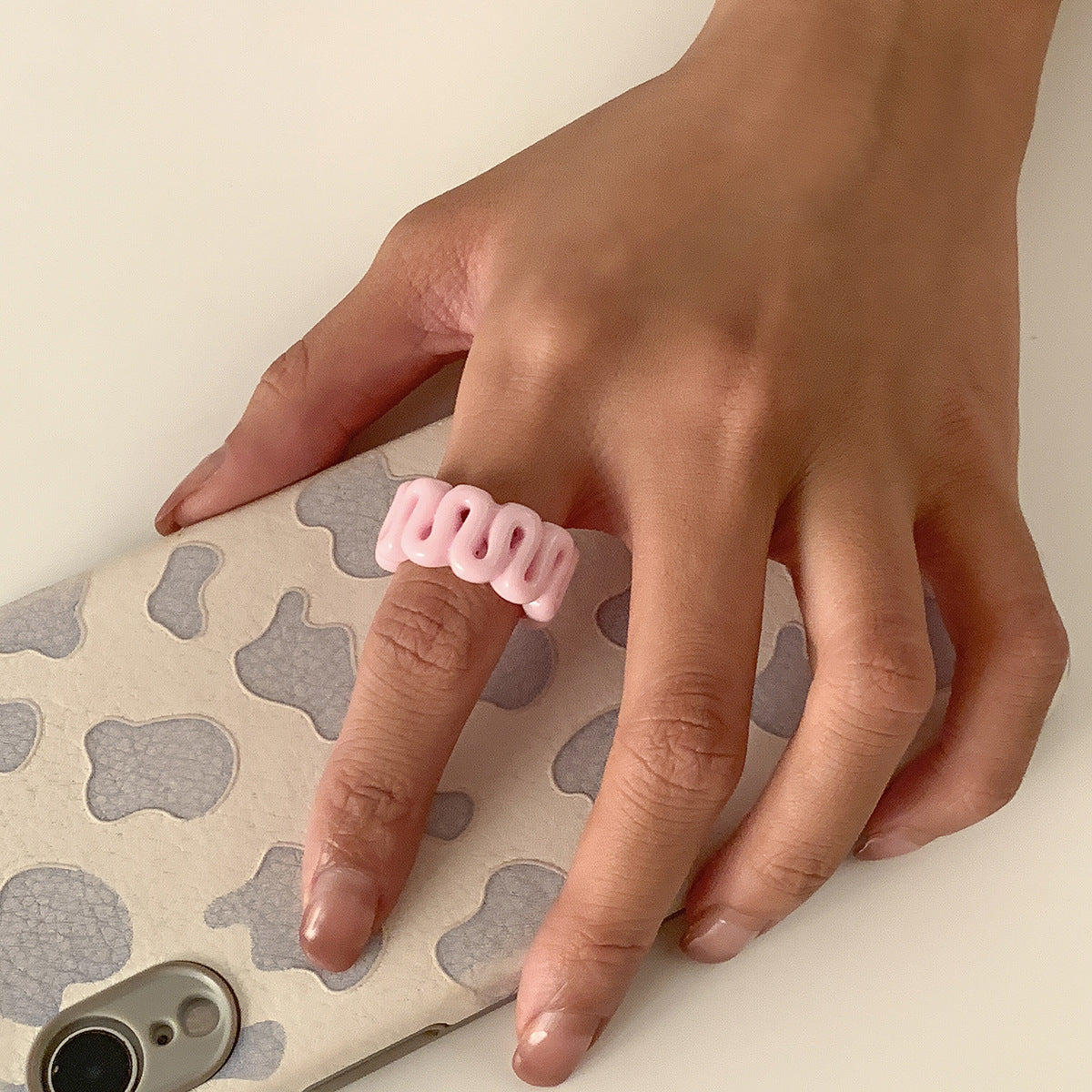 Anillo de rana de resina estilo vintage dulce y fresco para mujer
