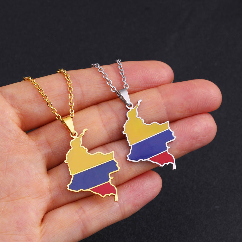 Collana con ciondolo geometrico etnico vintage in acciaio inossidabile con finitura placcata e catena O per unisex