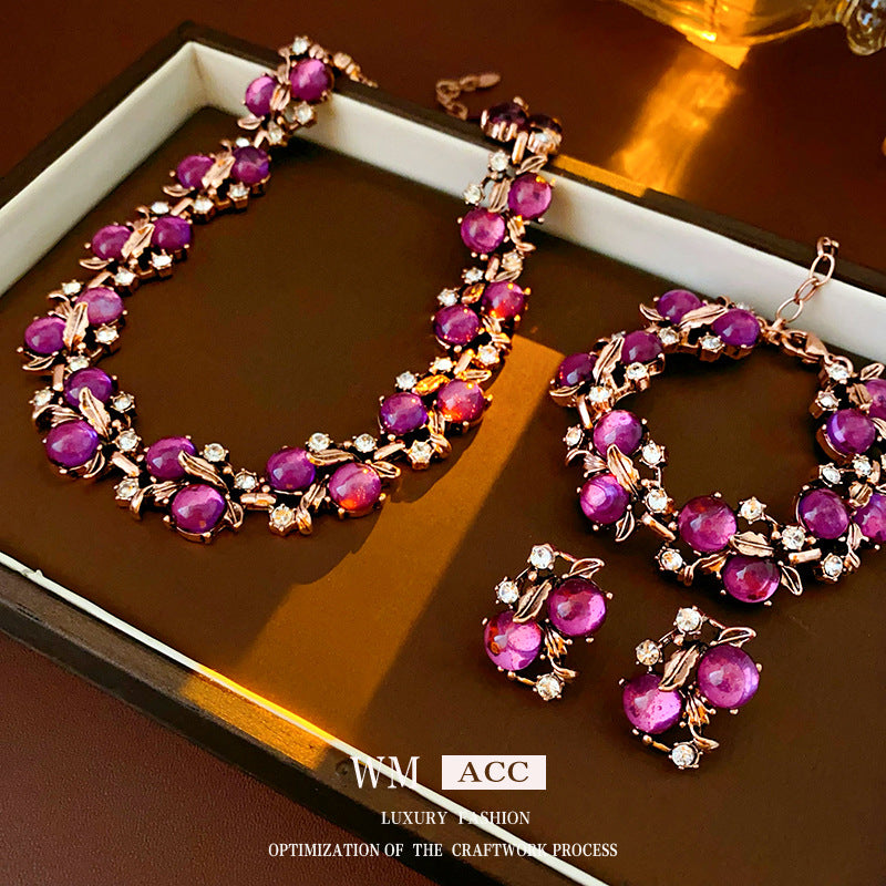 Vintage Floral Geometric Pendant Necklace in Alloy with Rhinestone Inlay and Antique Plated Finish for Women
