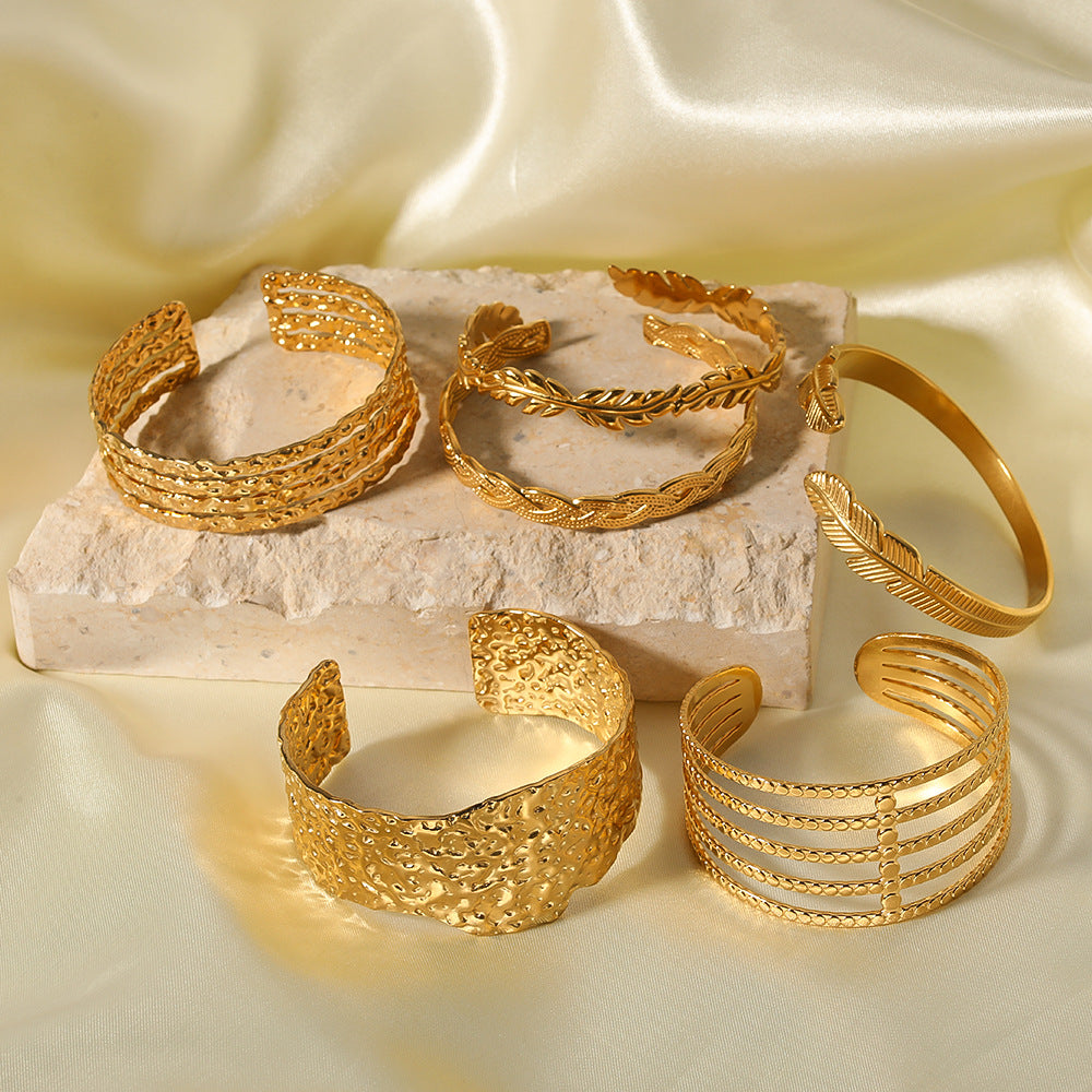 Adjustable Open Bangle Bracelet for Women in Stainless Steel with 18K Gold Plating, Hollow-Out Design, Textured Chain and Irregular Woven Pattern