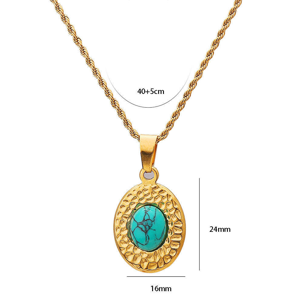 Collana da donna vintage in acciaio inossidabile stile francese con intarsio turchese e ciondolo rotondo in rilievo su catena ritorta