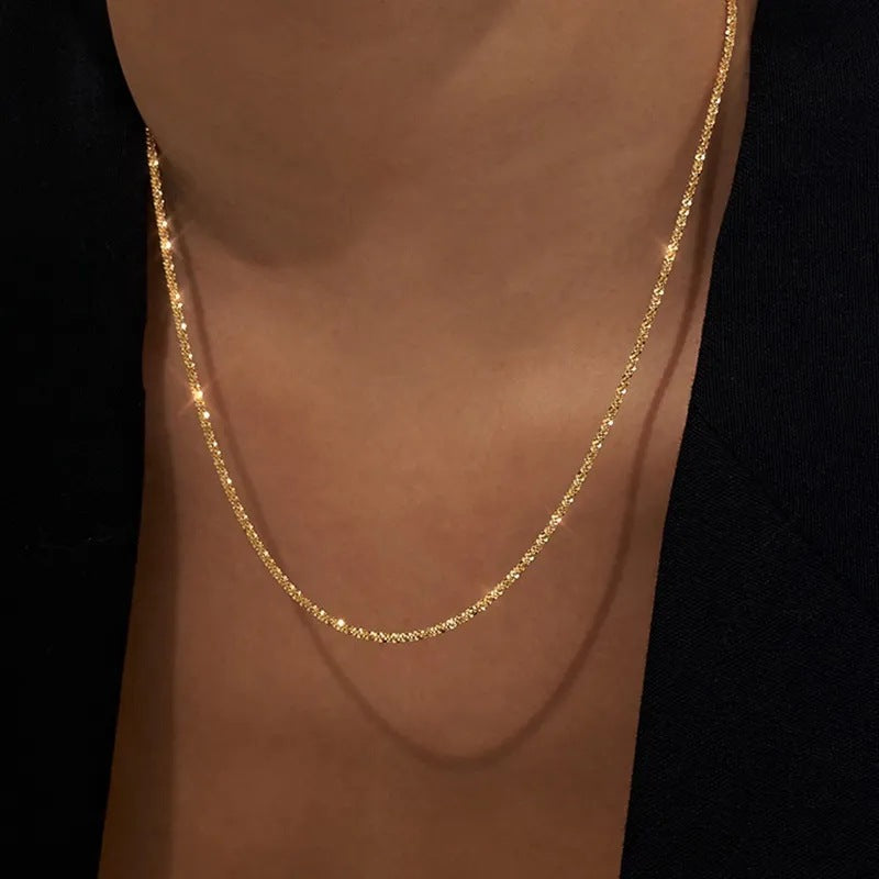 Collar con cadena de col chapado en oro de acero de titanio ondulado estilo punk con estrellas para hombres y mujeres