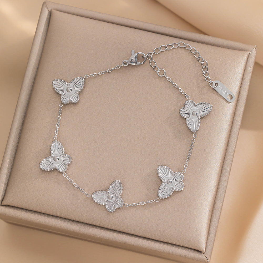 Luxury Style Butterfly Bow Pendant Necklace Set in Titanium Steel with Electroplating Finish for Women