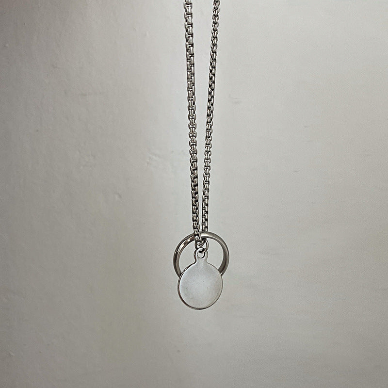 Collana Pendente Geometrica Minimalista in Acciaio Inossidabile con Ciondolo in Acciaio al Titanio Lucidato e Catena di Perle Quadrate Unisex