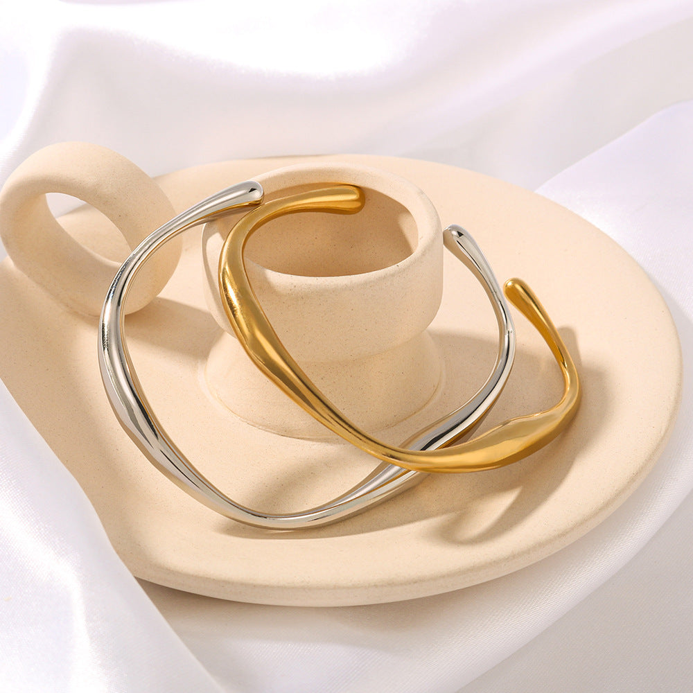 Irregular Shape Titanium Steel Bracelet for Women with 18K Gold Plating Minimalist Fashion Accessory