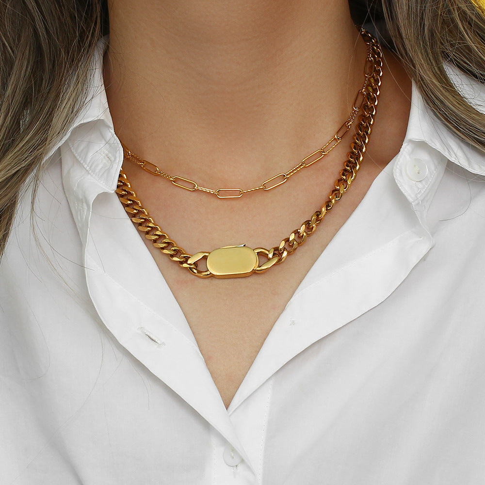 Fashionable Geometric Oval Stainless Steel Pendant Necklace for Women with Polished Finish and Cuban Chain