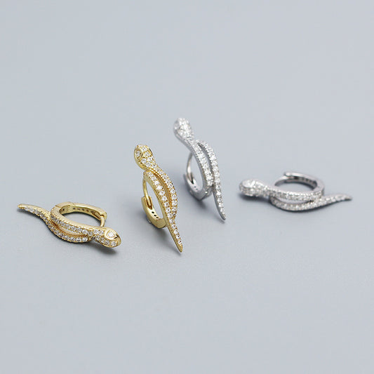 Modernos pendientes de aro con forma de serpiente de plata de ley 925 con circonitas cúbicas micropavé