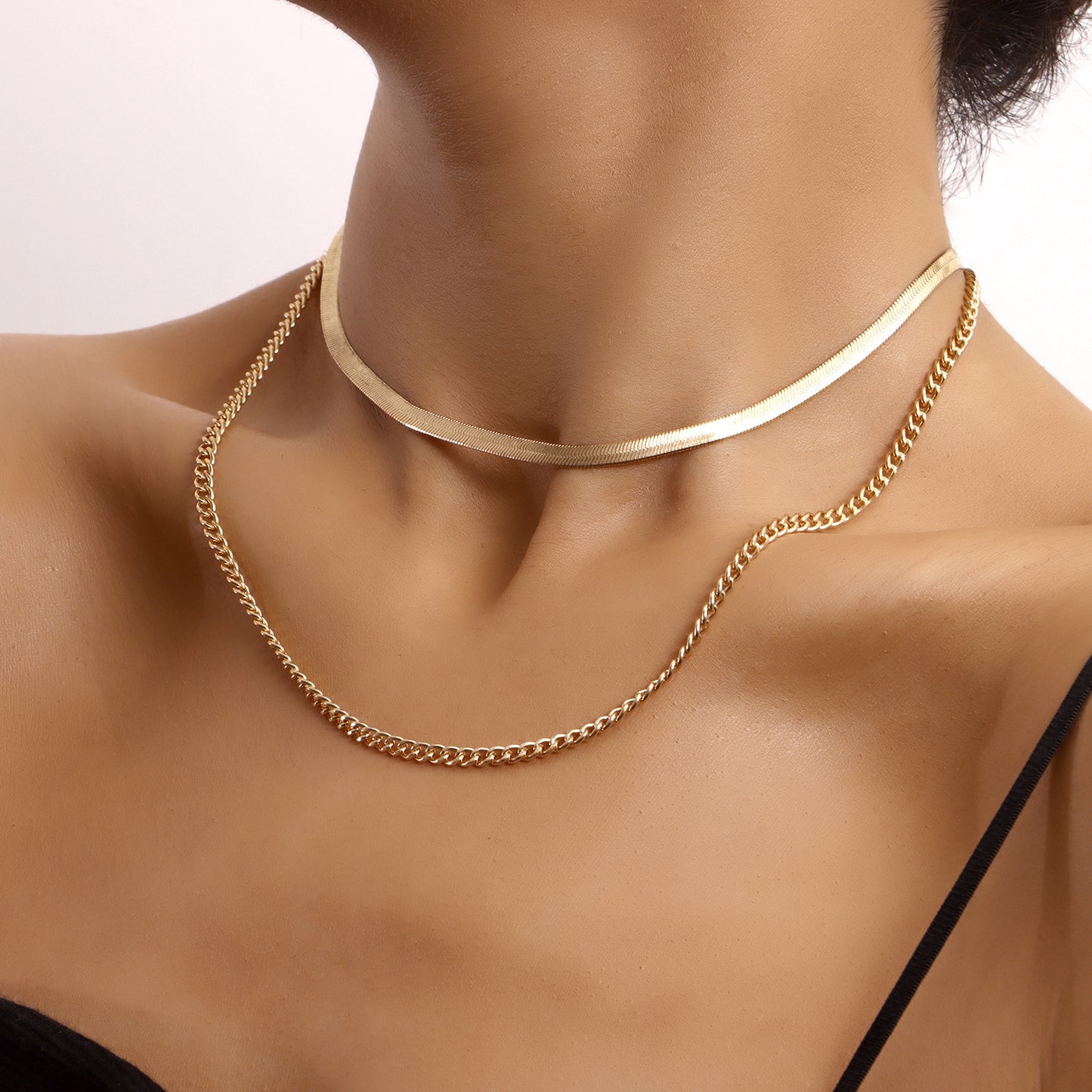 Minimalist Double-Layer Snake Chain Necklace for Women with Geometric Design and Plated Metal Finish