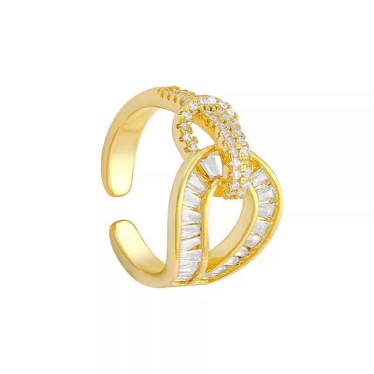 Anello Minimalista Aperto da Donna con Zirconi Micro-Incastonati su Base in Ottone Placcato Rodio