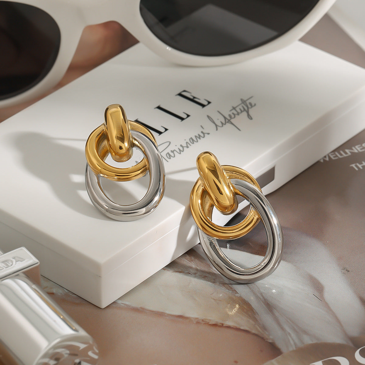 Aretes de acero inoxidable geométricos con acabado enchapado para mujer, pendientes de tuerca minimalistas de moda