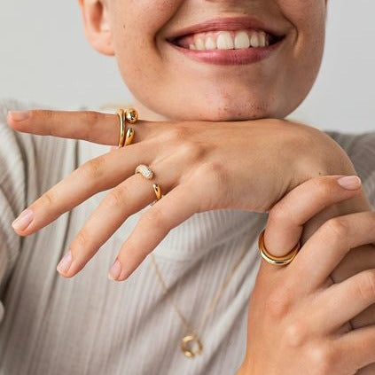 Minimalist French-Style Geometric Titanium Steel Ring with 18K Gold Plating for Women