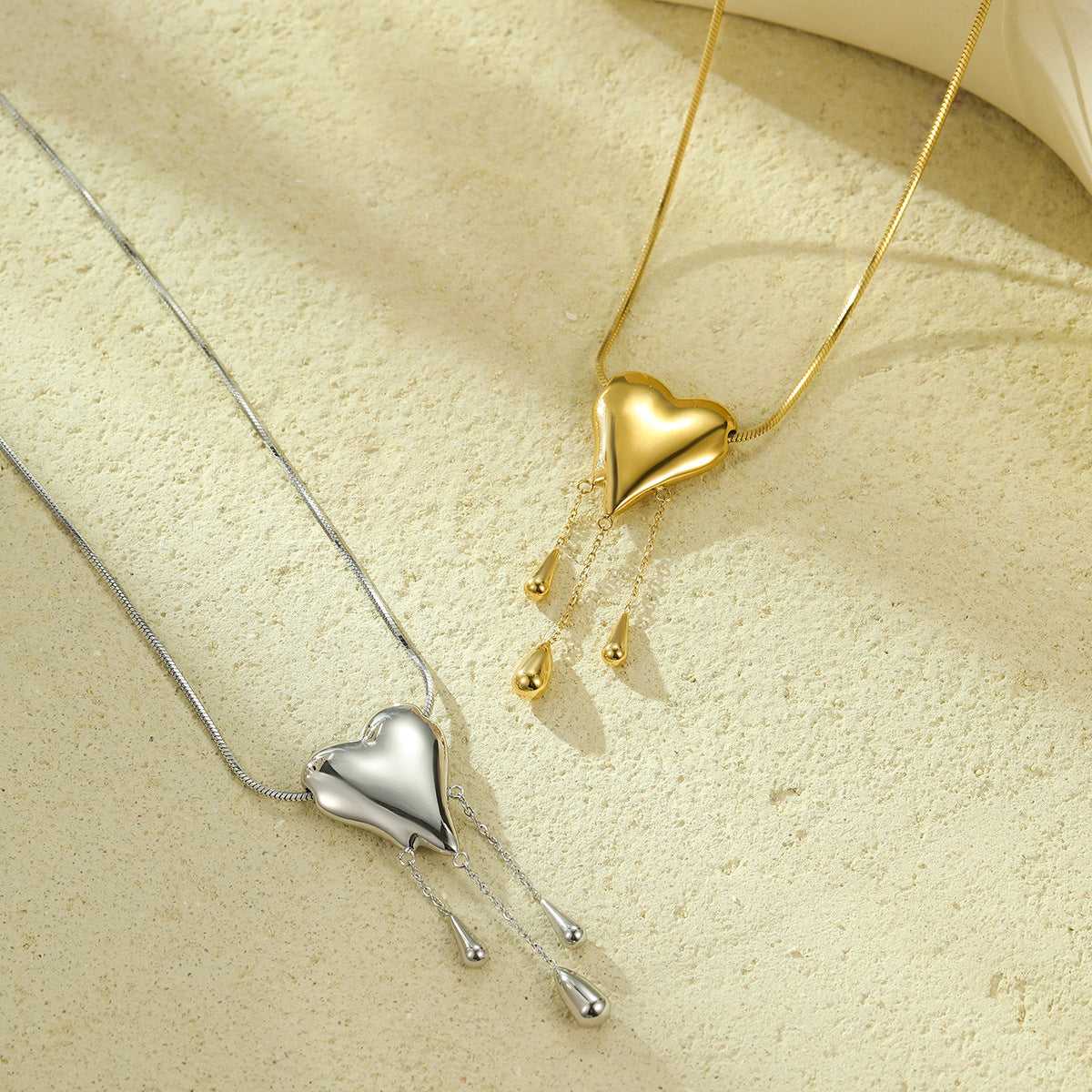 Minimalist 18K Gold Plated Stainless Steel Heart Tassel Pendant Necklace for Women